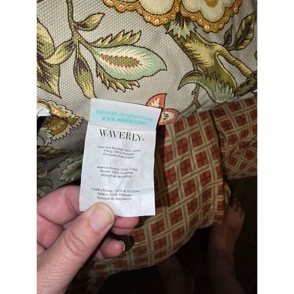 Waverly Floral & Geometric Reversible Comforter 100% Cotton Queen - Picture 5 of 6